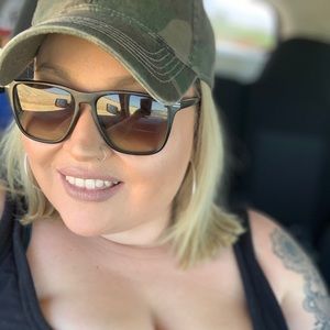 Meet your Posher, Sami